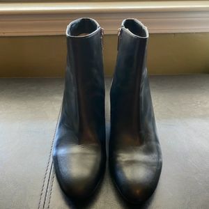 Michael Kors Leather Mid Bootie Sz 9